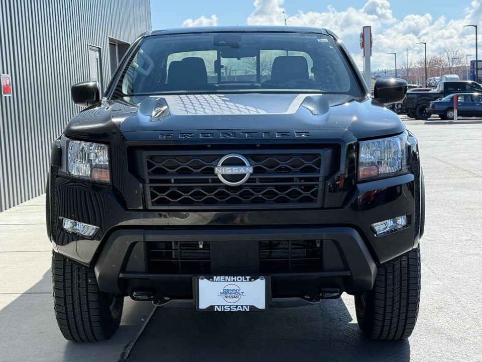 2024 Nissan Frontier