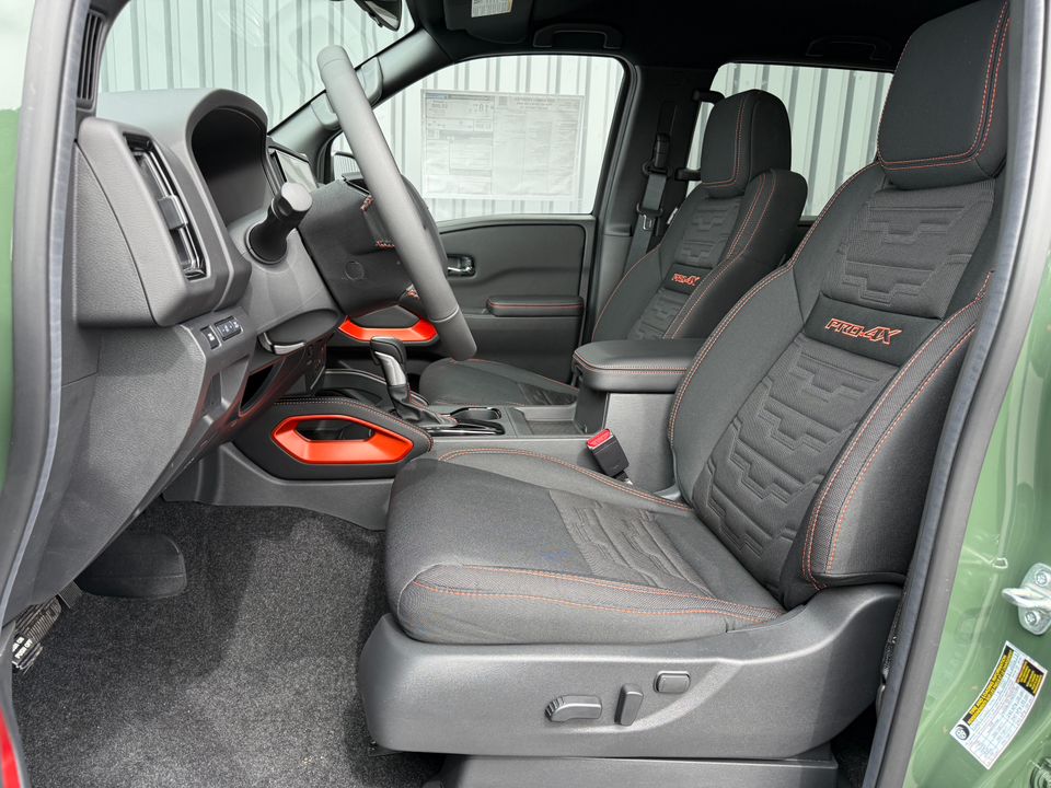 2025 Nissan Frontier