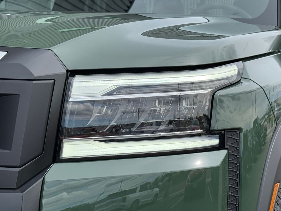 2025 Nissan Frontier