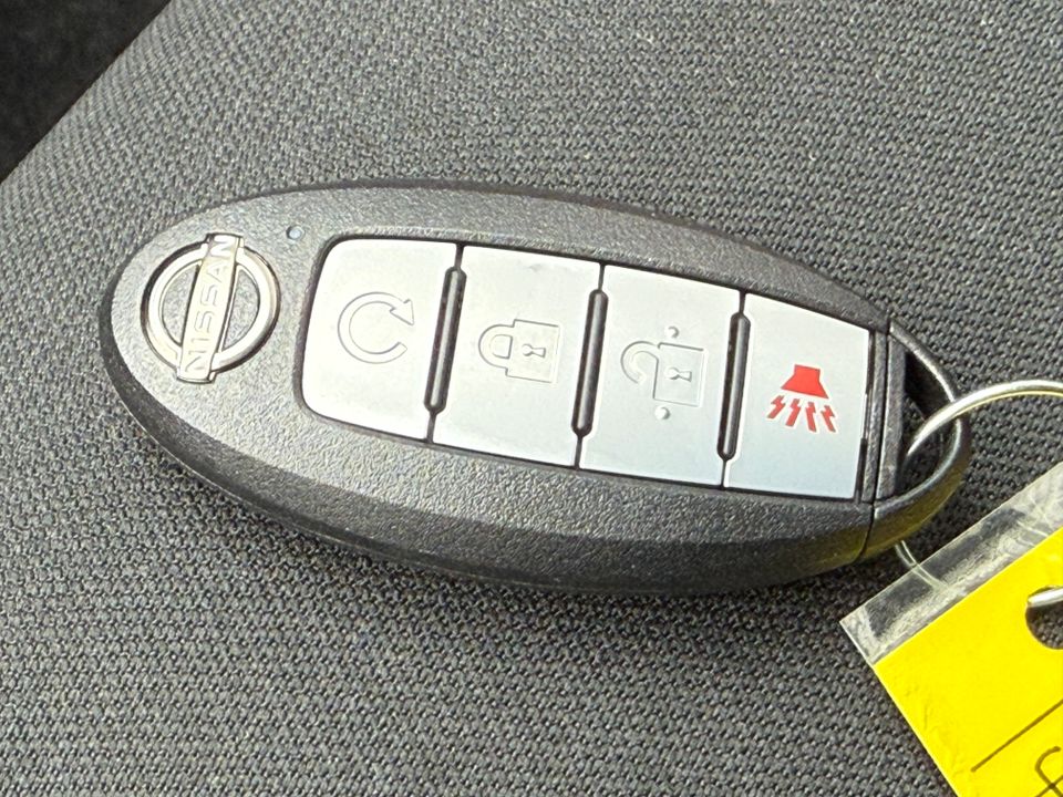 2025 Nissan Frontier
