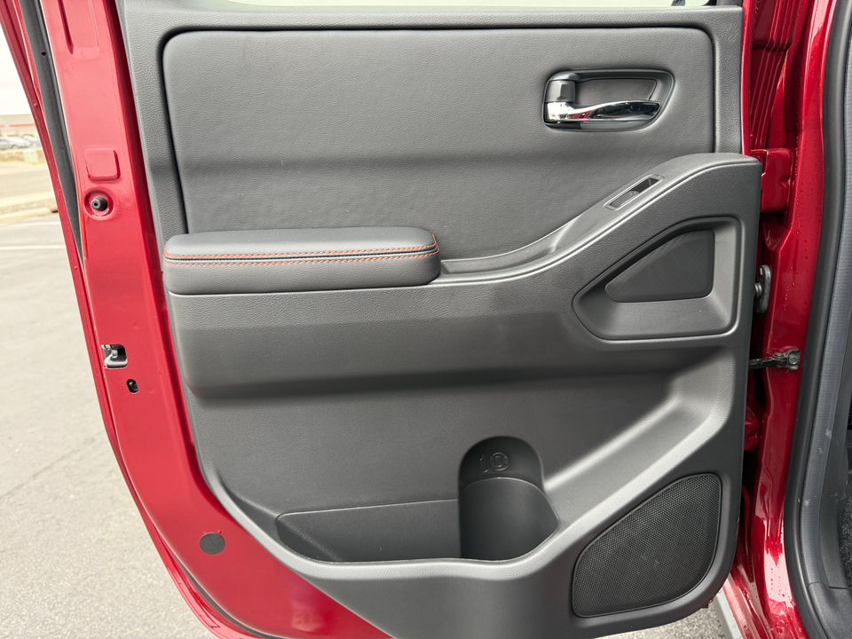 2025 Nissan Frontier