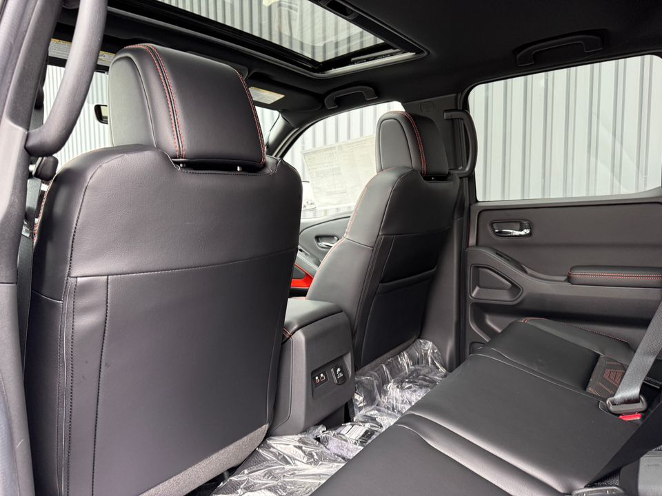 2025 Nissan Frontier