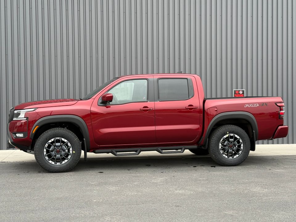 2025 Nissan Frontier