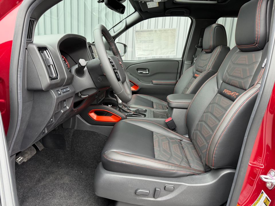 2025 Nissan Frontier