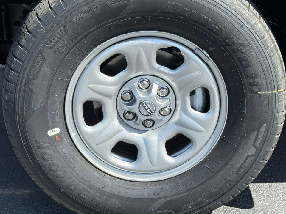 2025 Nissan Frontier