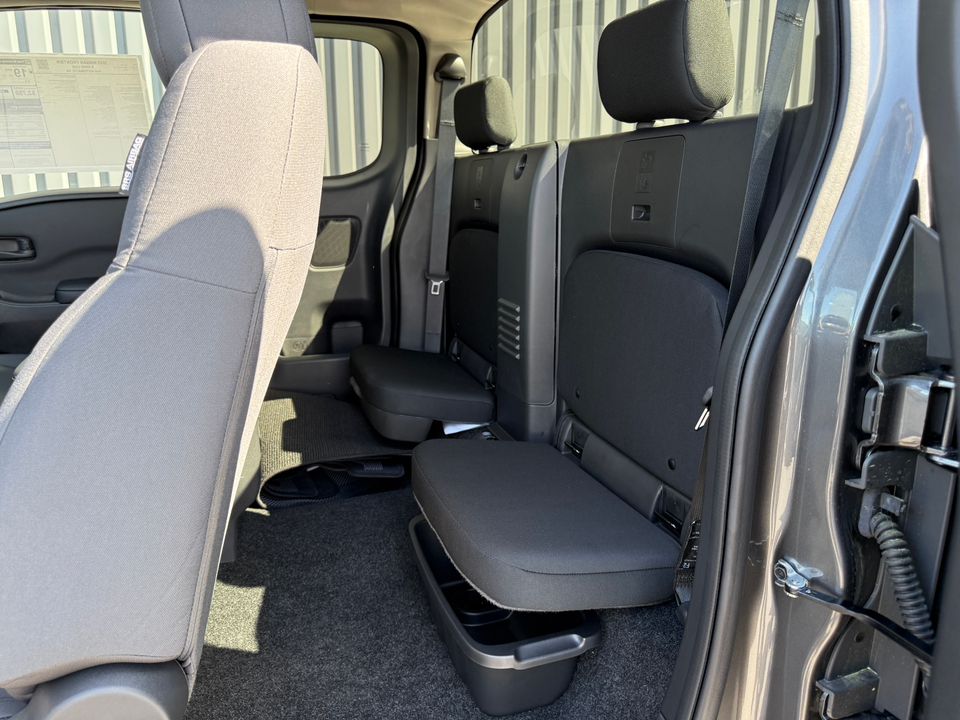 2025 Nissan Frontier