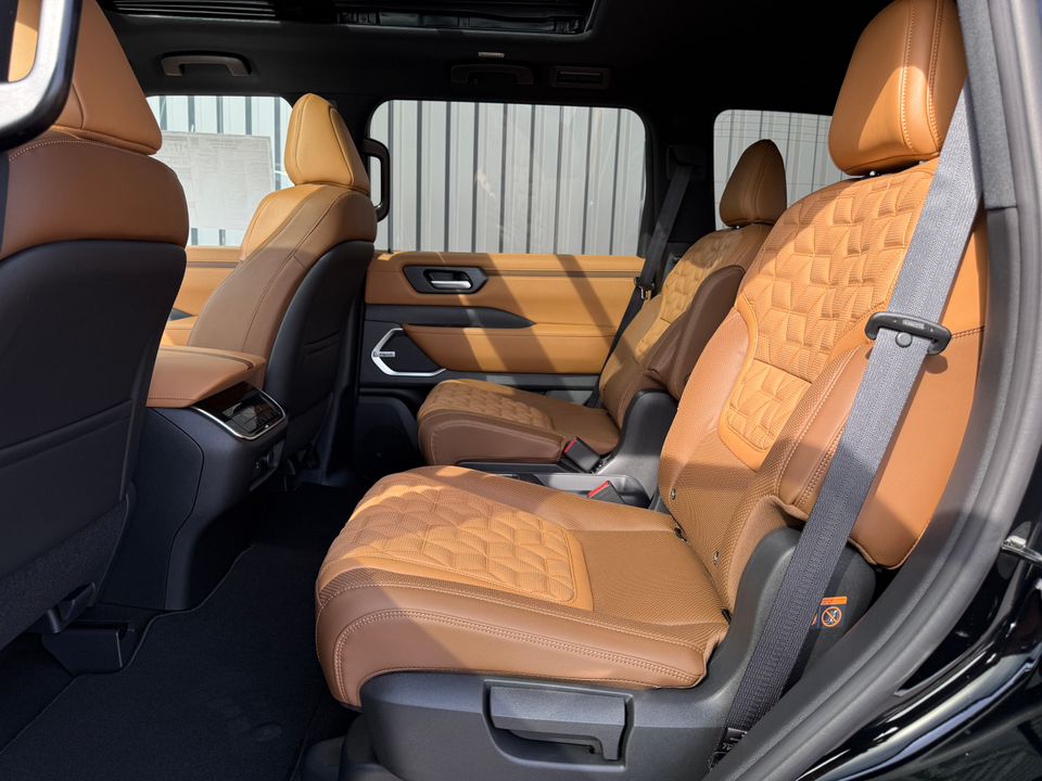 2025 Nissan Armada