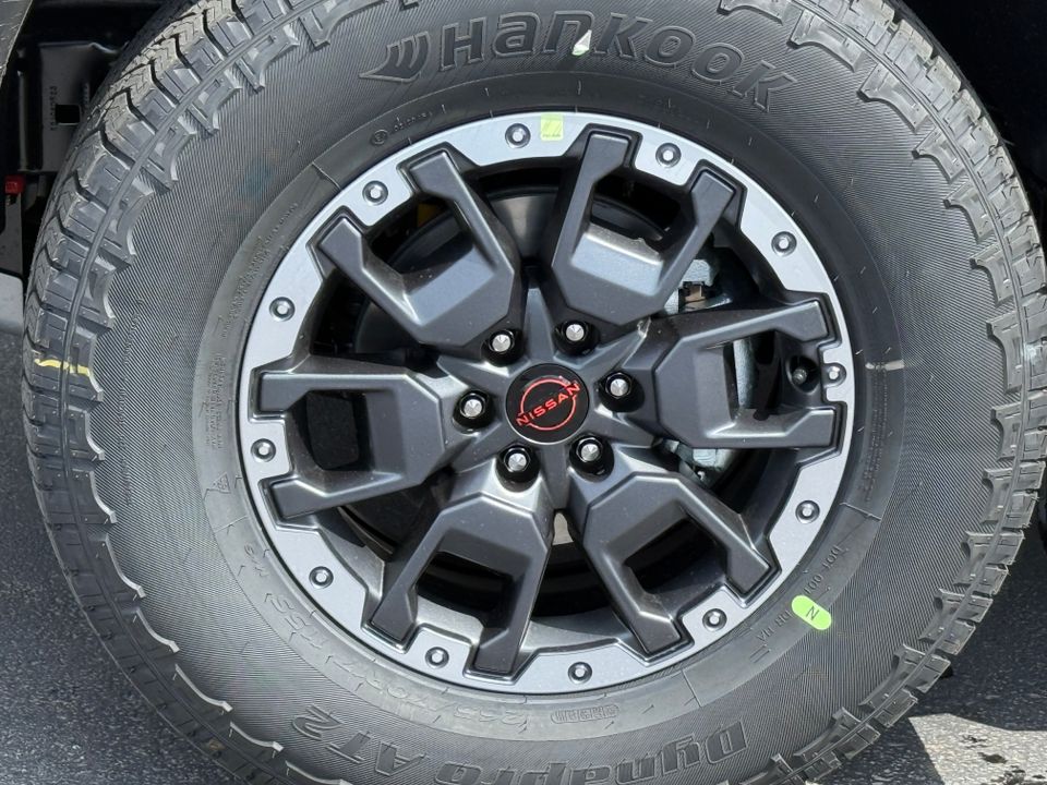 2025 Nissan Frontier