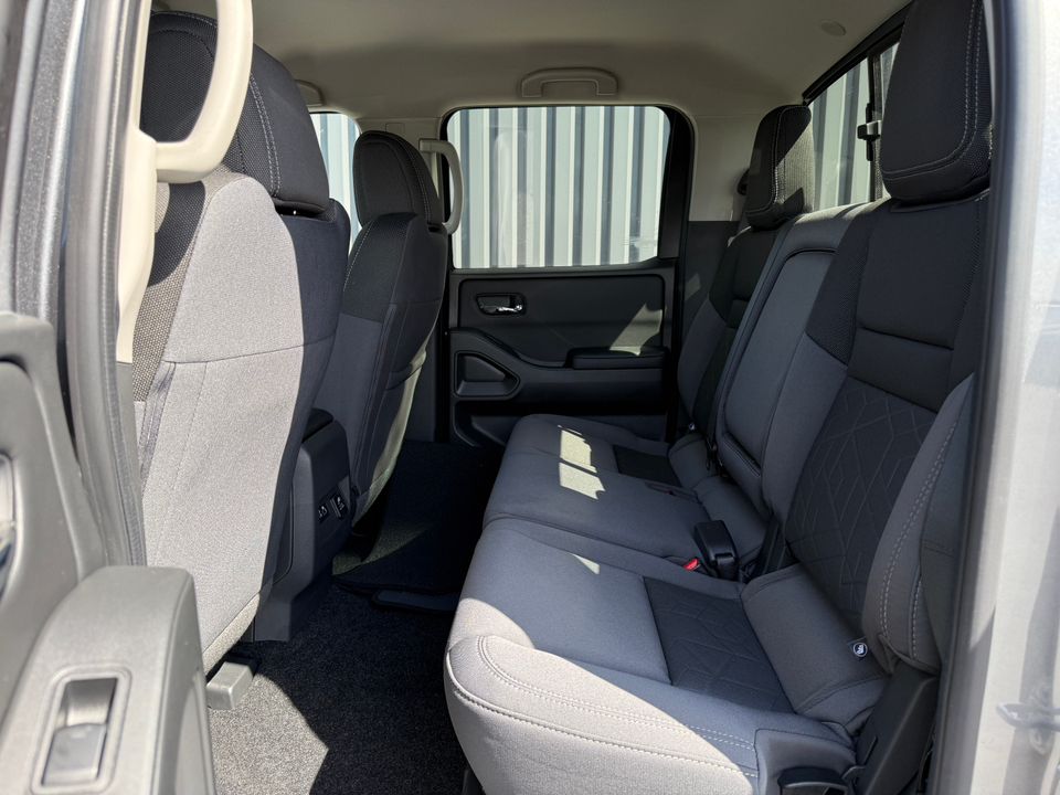 2025 Nissan Frontier