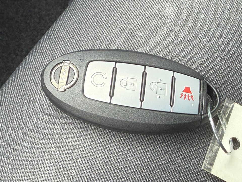 2025 Nissan Frontier