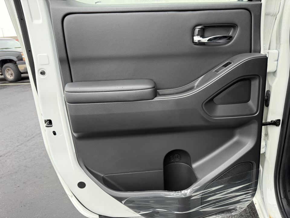 2025 Nissan Frontier