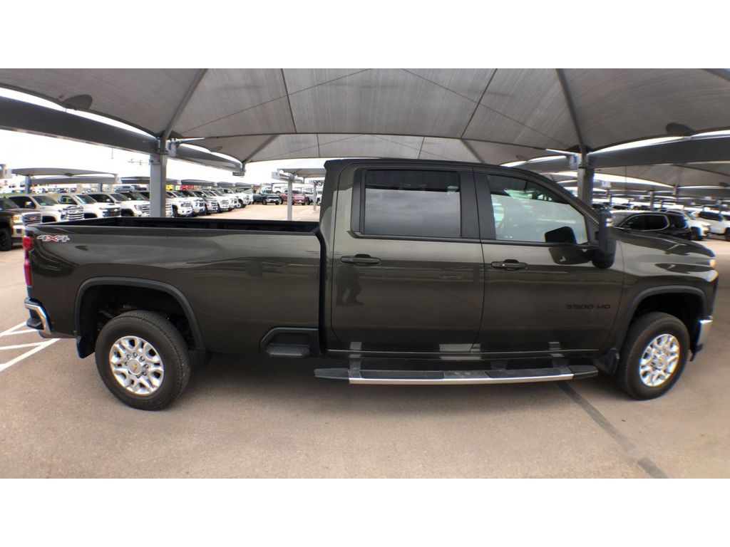 2022 Chevrolet Silverado 3500