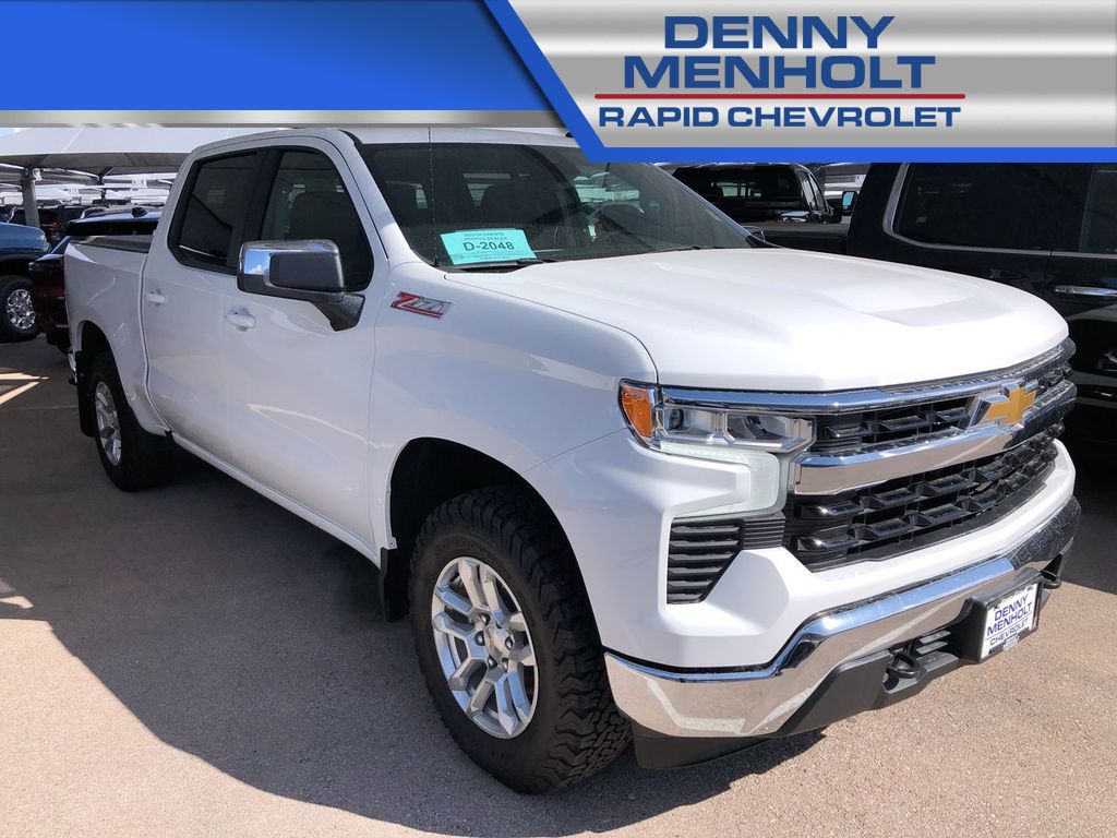 Used 2024 Chevrolet Silverado 1500 LT Trucks