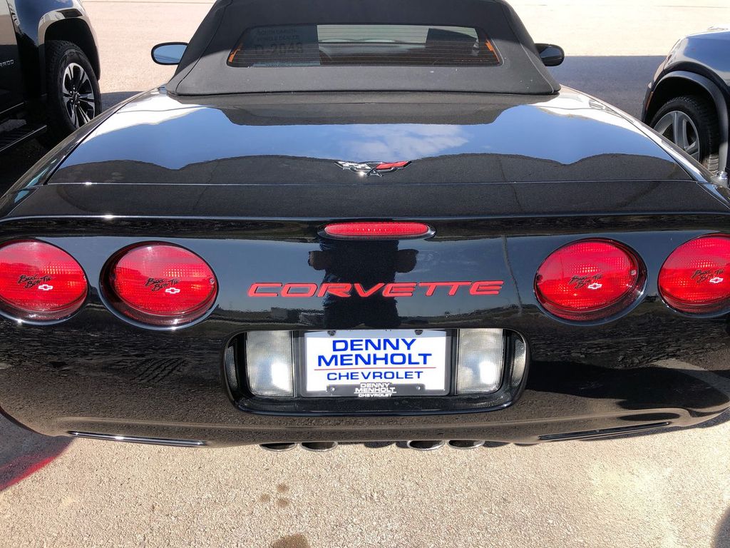 2004 Chevrolet Corvette