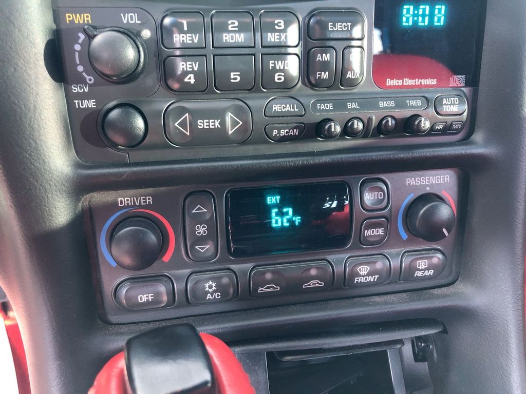2004 Chevrolet Corvette