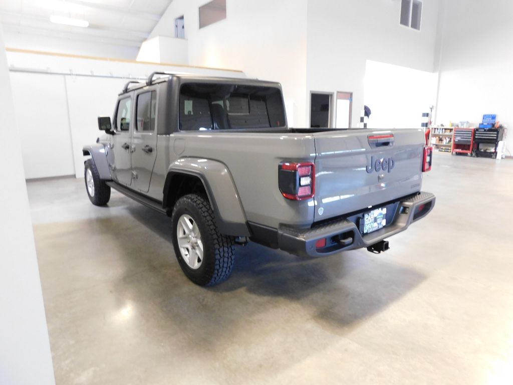 2021 Jeep Gladiator