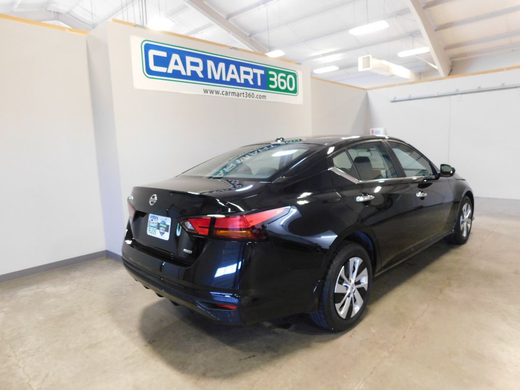 2020 Nissan Altima