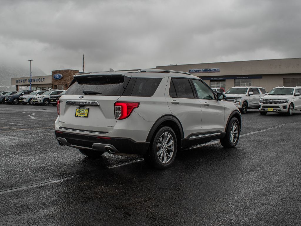 2020 Ford Explorer