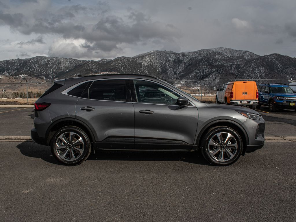 2024 Ford Escape