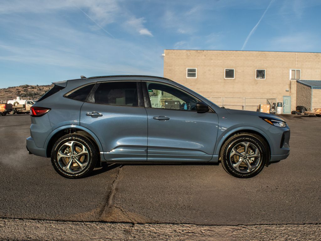 2023 Ford Escape