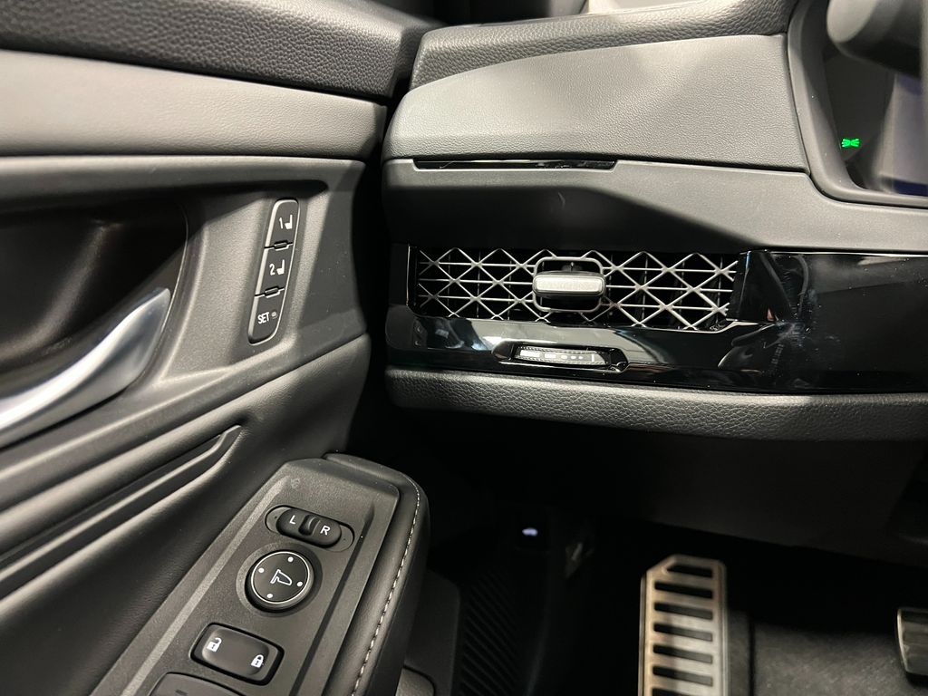 2025 Honda Accord Hybrid