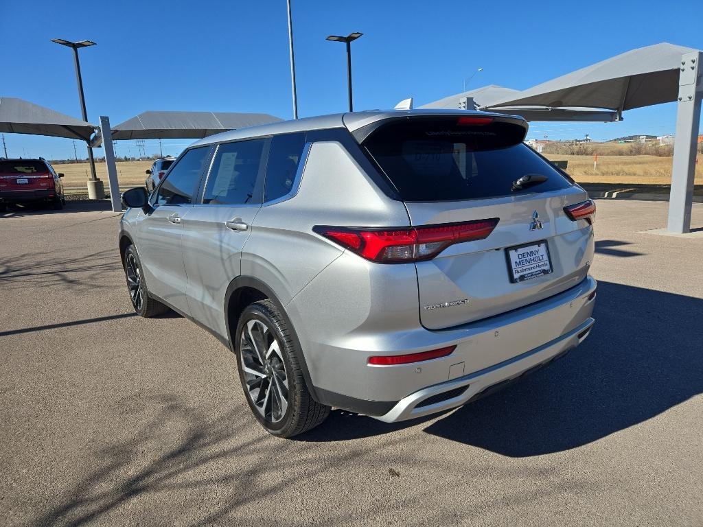 2024 Mitsubishi Outlander