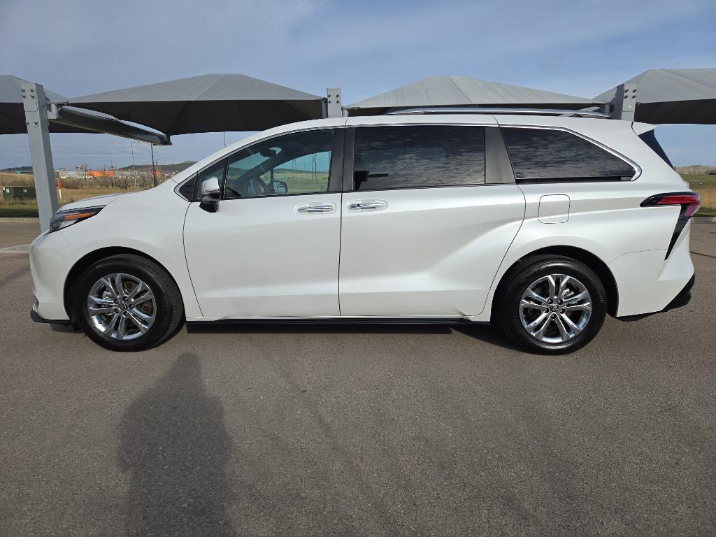 2023 Toyota Sienna