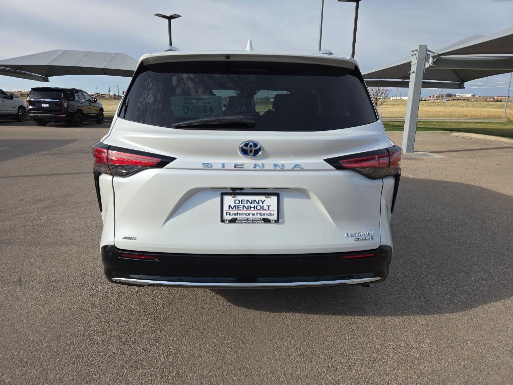 2023 Toyota Sienna