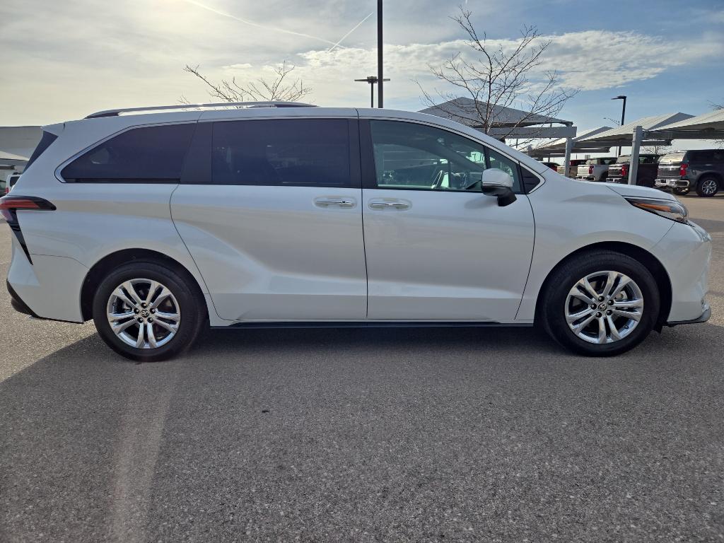 2023 Toyota Sienna