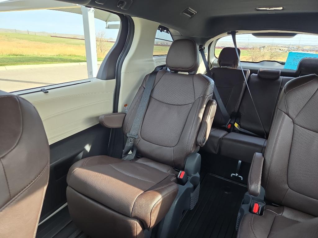 2023 Toyota Sienna
