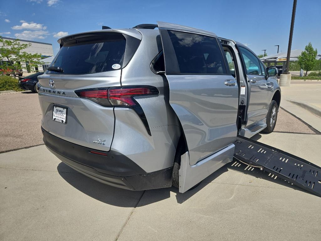 2022 Toyota Sienna