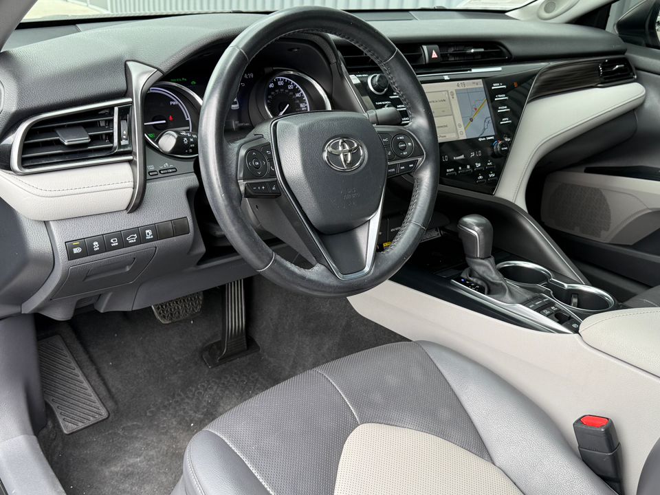 2020 Toyota Camry Hybrid