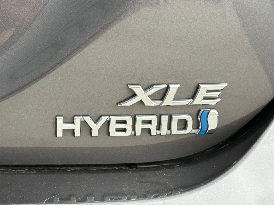 2020 Toyota Camry Hybrid
