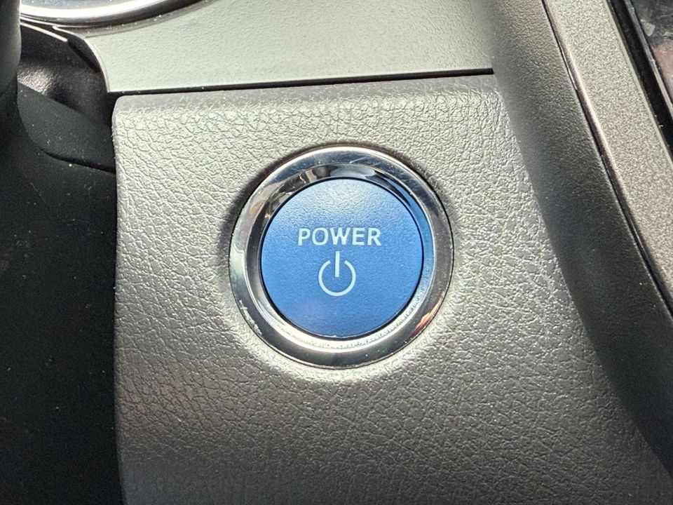 2020 Toyota Camry Hybrid