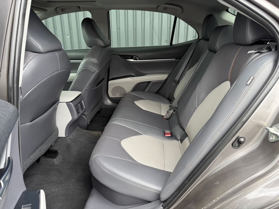 2020 Toyota Camry Hybrid