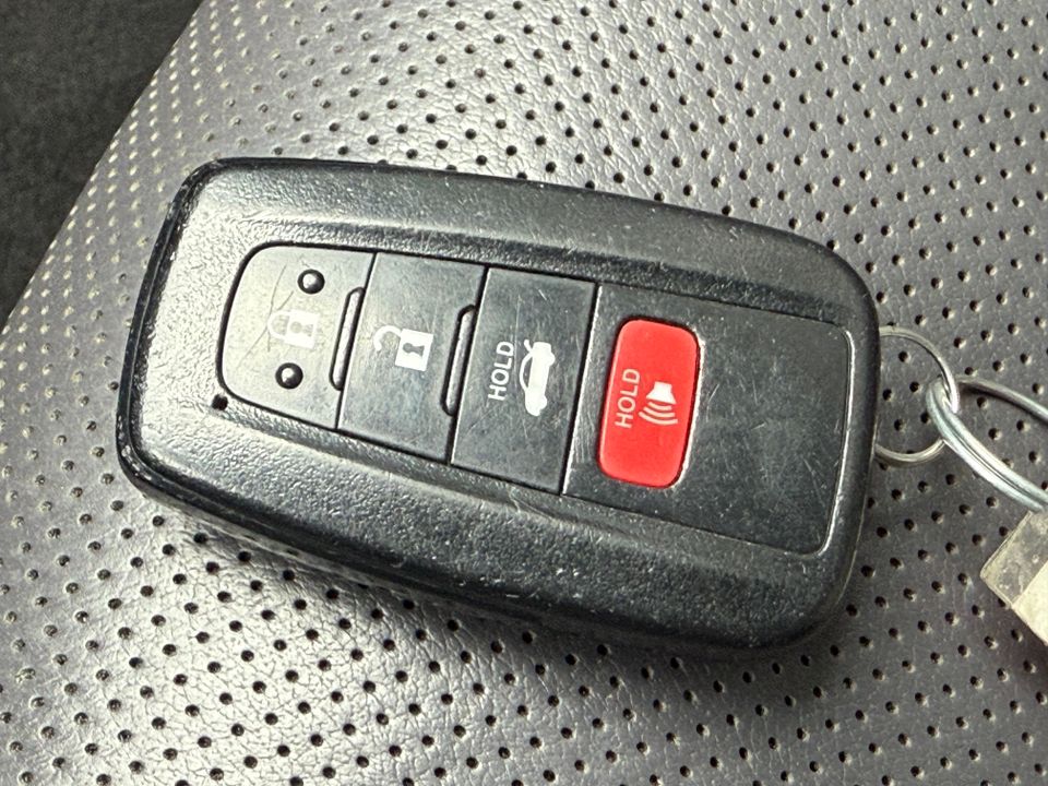 2020 Toyota Camry Hybrid