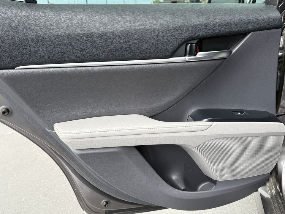 2020 Toyota Camry Hybrid