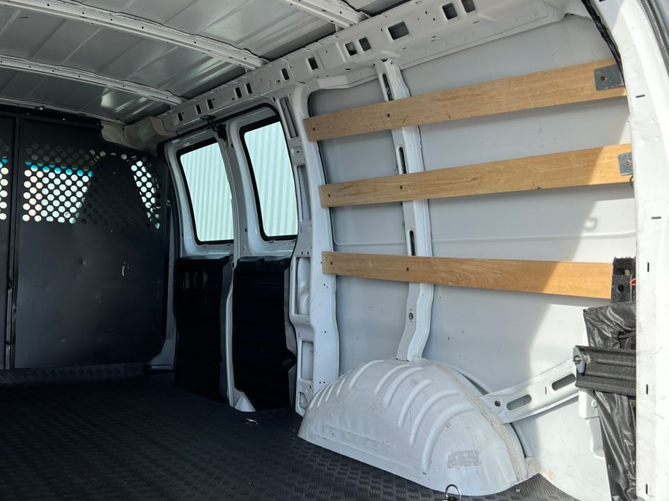 2021 GMC Savana