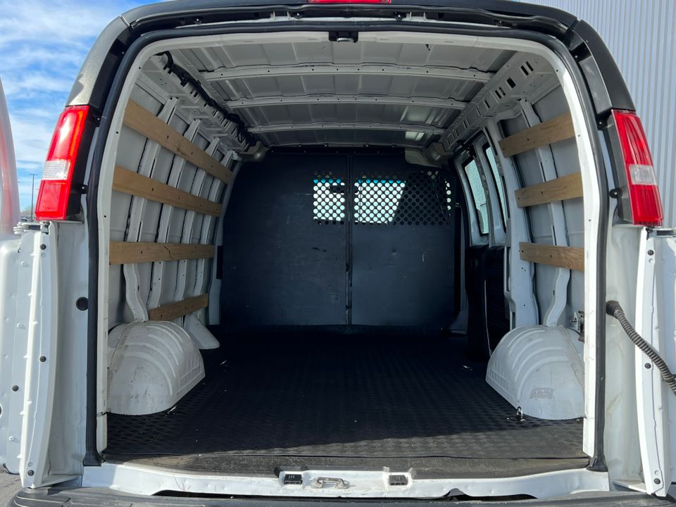 2021 GMC Savana