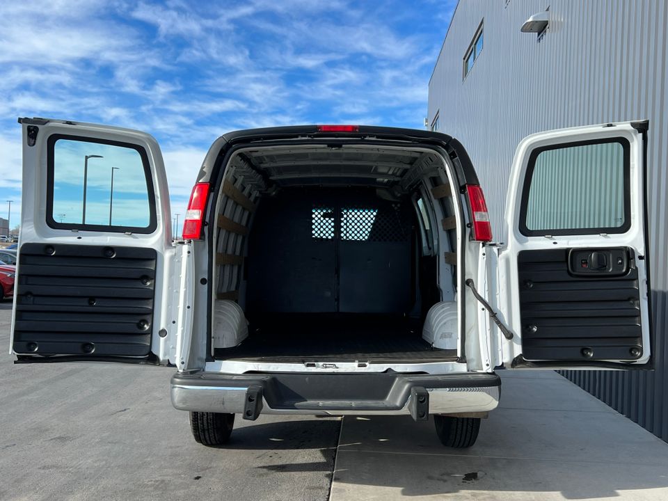 2021 GMC Savana