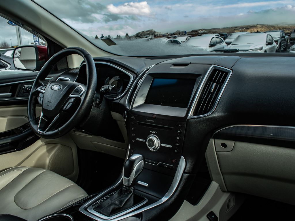 2018 Ford Edge