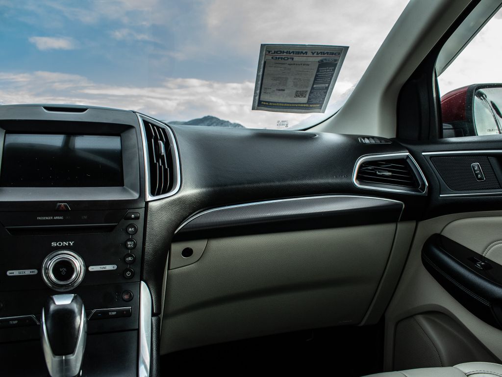 2018 Ford Edge