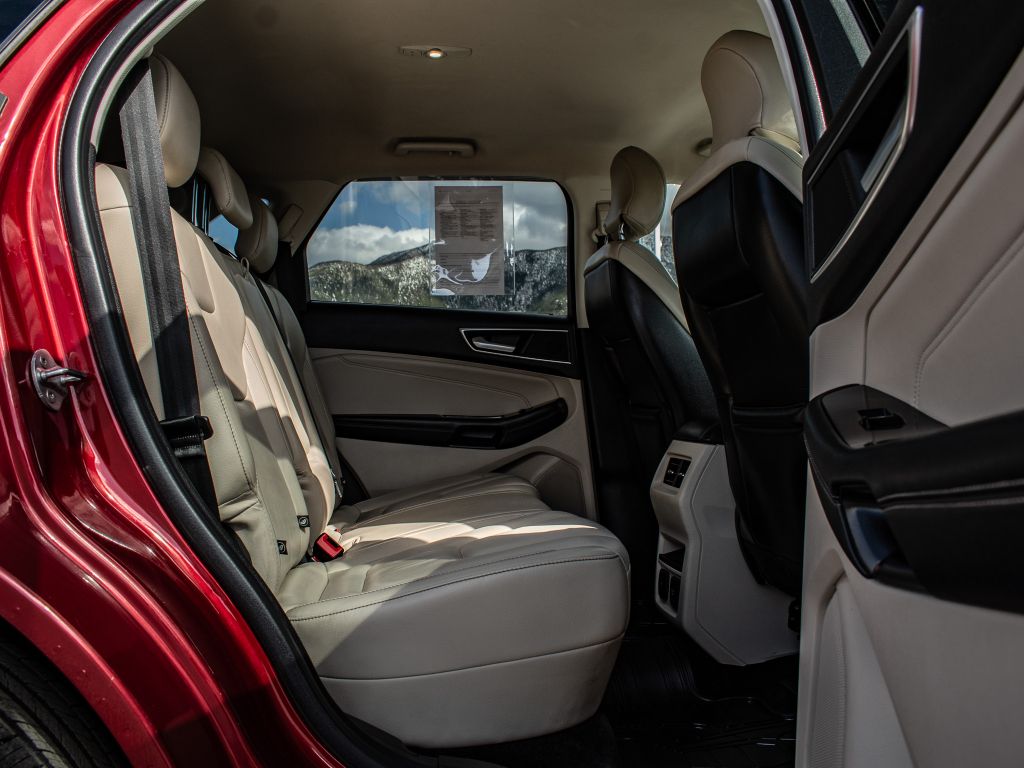 2018 Ford Edge