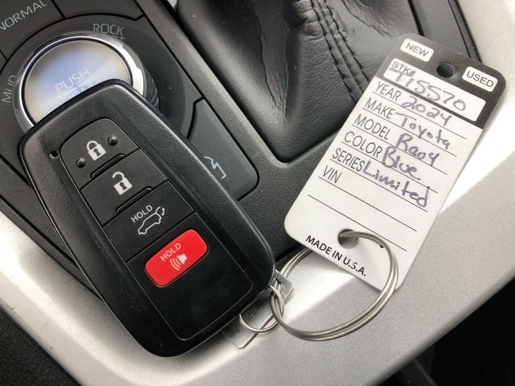 2024 Toyota RAV4