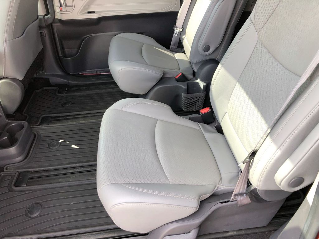 2021 Toyota Sienna