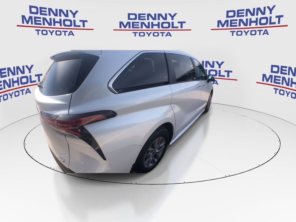 2022 Toyota Sienna