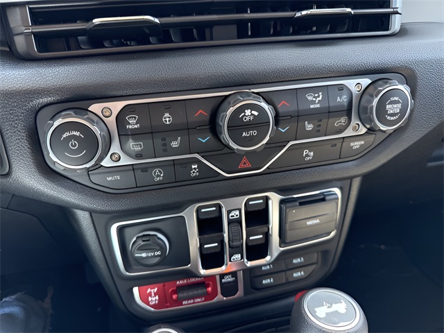 2025 Jeep Wrangler