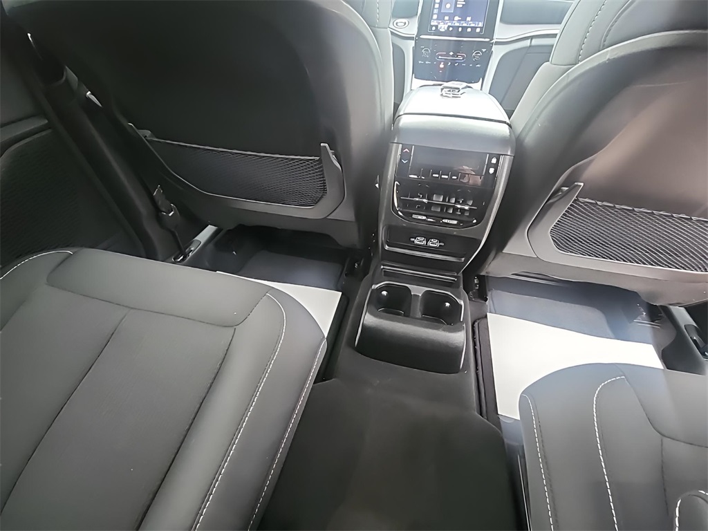 2024 Jeep Grand Cherokee L
