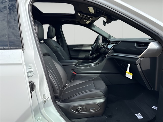 2025 Jeep Grand Cherokee L
