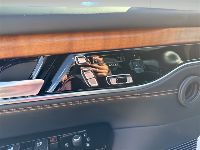 2024 Grand Wagoneer L Grand Wagoneer L
